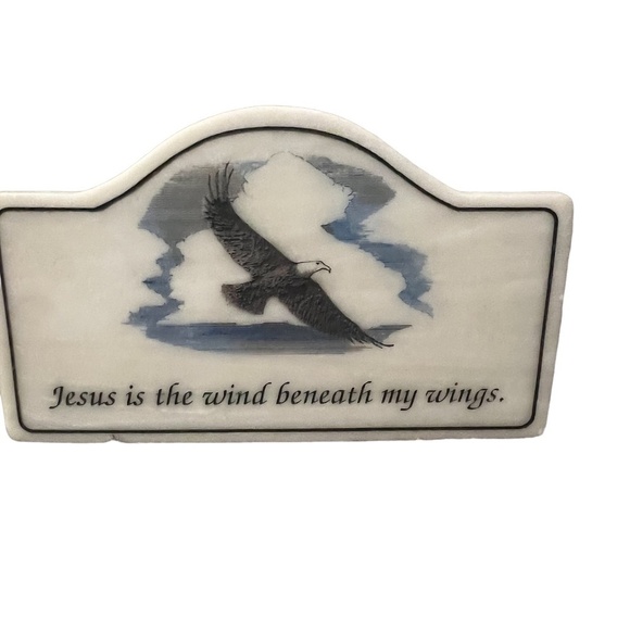 Decorative Marble Stand “Jesus Is The Wind Beneath My Wings” - Picture 3 of 4